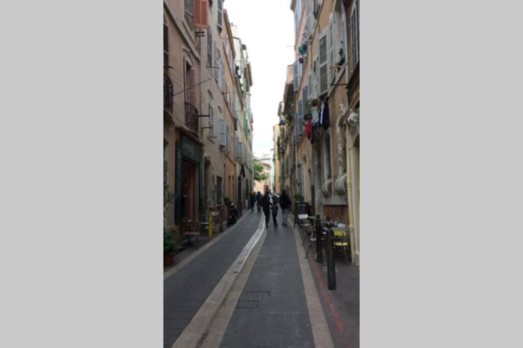 Chambre Au Coeur De Marseille Centre « Le Panier » Exteriör bild